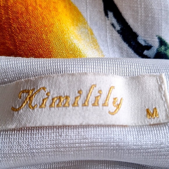 Kimilily lemon Floral Dress Size Med - Picture 6 of 8